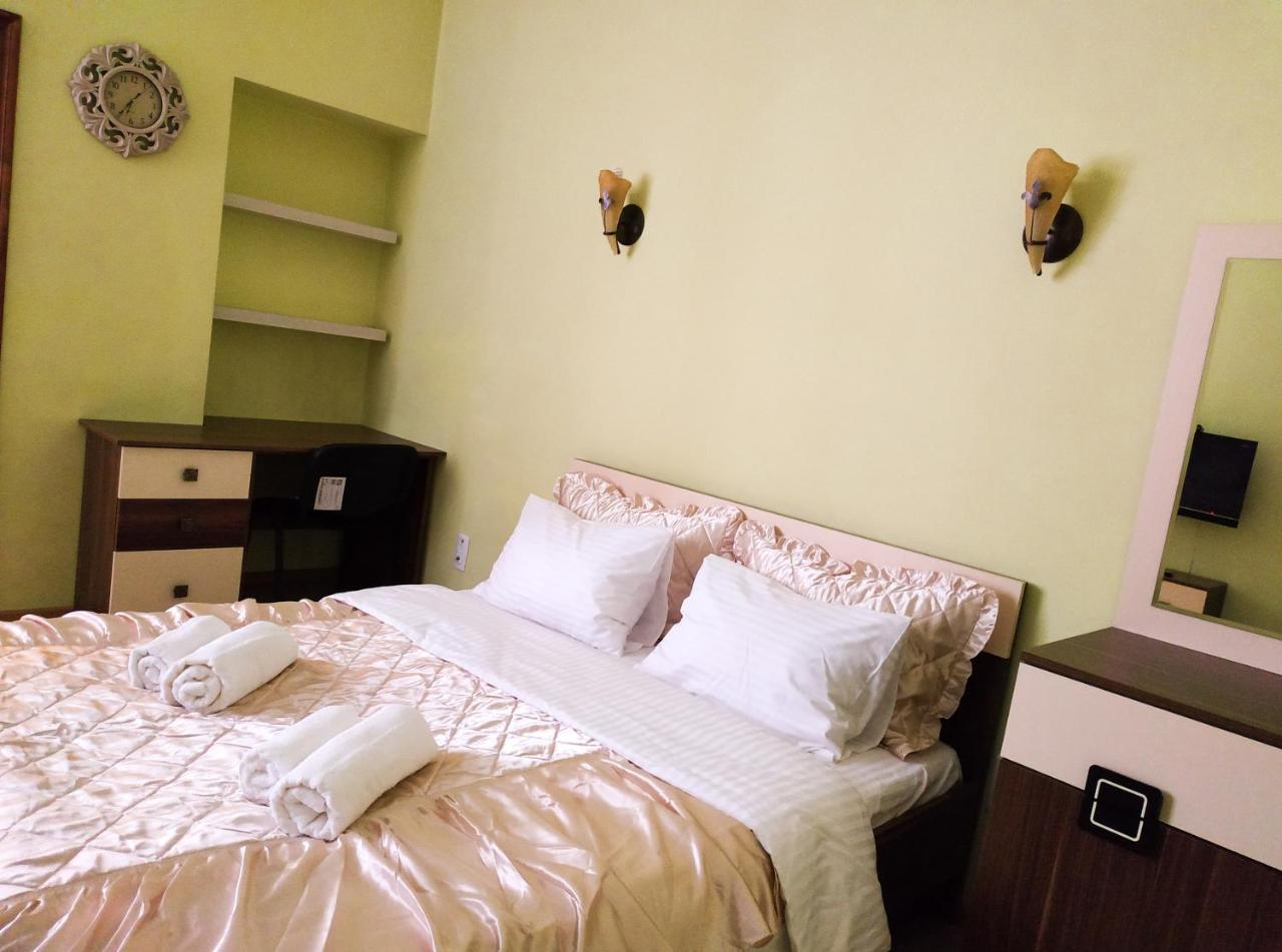Lviv City Apartment Екстер'єр фото